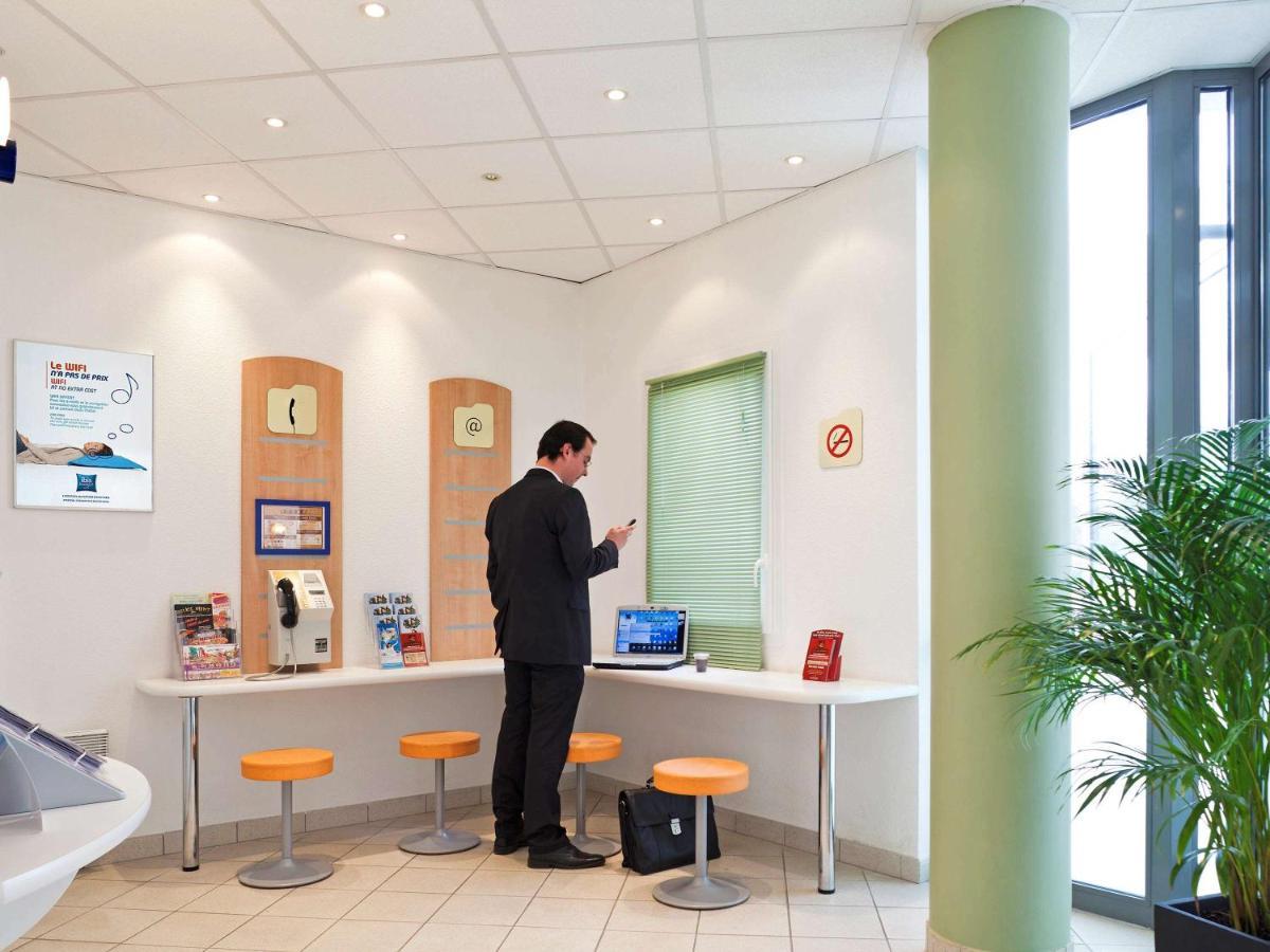 Ibis Budget Mantes-La-Jolie Zewnętrze zdjęcie